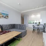 Wellness&spa Riverfront With Parking By Renters Apartamento
