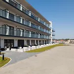 Apartamento Wellness&spa Riverfront With Parking By Renters *