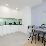 Wellness&spa Riverfront With Parking By Renters Apartamento *