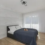 Wellness&spa Riverfront With Parking By Renters Apartamento