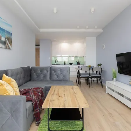 Wellness & Riverfront With Parking By Renters Dziwnow