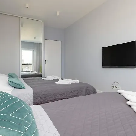 Wellness & Riverfront With Parking By Renters