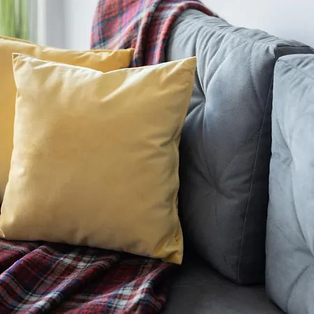 Wellness & Riverfront With Parking By Renters *