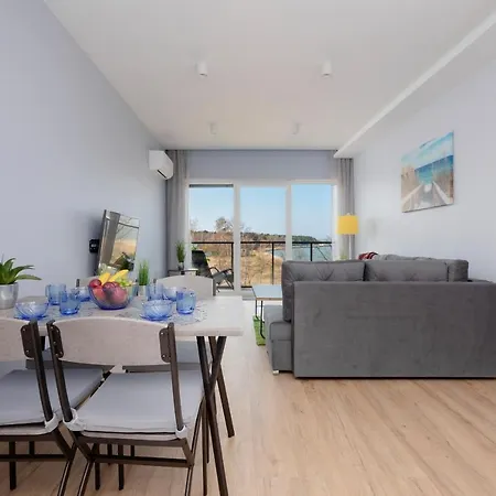 Wellness & Riverfront With Parking By Renters * Dziwnów