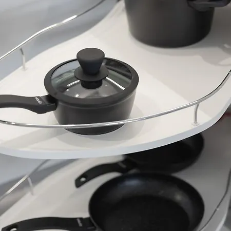 Wellness & Riverfront With Parking By Renters Dziwnów