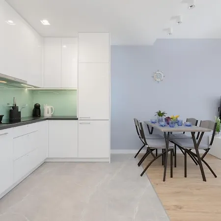 Apartment Wellness & Riverfront With Parking By Renters