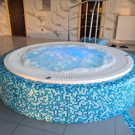 Apartament Wellness & Riverfront With Parking By Renters *