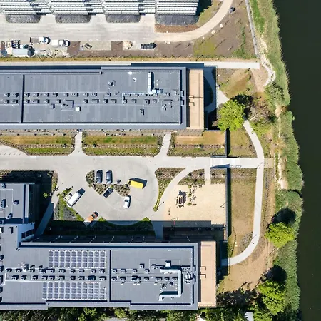 Wellness & Riverfront With Parking By Renters