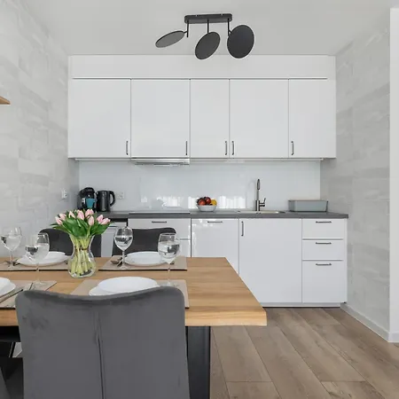 Apartment Wellness & Riverfront With Parking By Renters