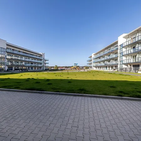 Wellness & Riverfront With Parking By Renters Apartmán Dziwnów