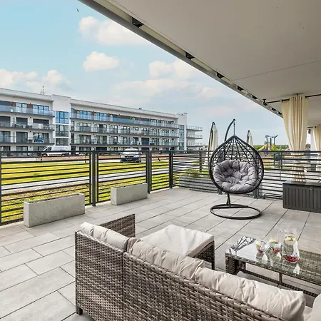 Wellness & Riverfront With Parking By Renters شقة