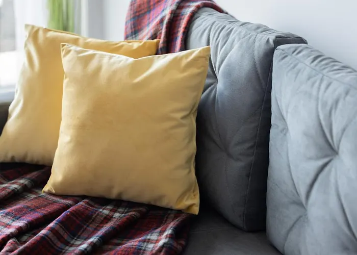 Wellness & Riverfront With Parking By Renters *