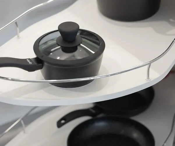 Wellness & Riverfront With Parking By Renters Dziwnów