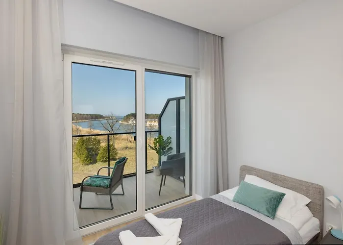 Wellness & Riverfront With Parking By Renters Διαμέρισμα