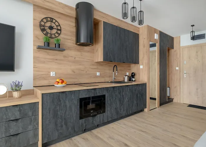 Wellness & Riverfront With Parking By Renters Dziwnów