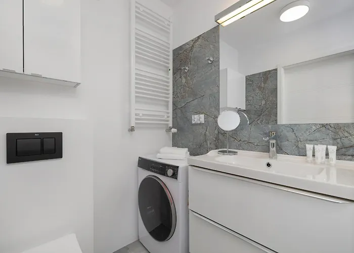 Διαμέρισμα Wellness & Riverfront With Parking By Renters Dziwnów