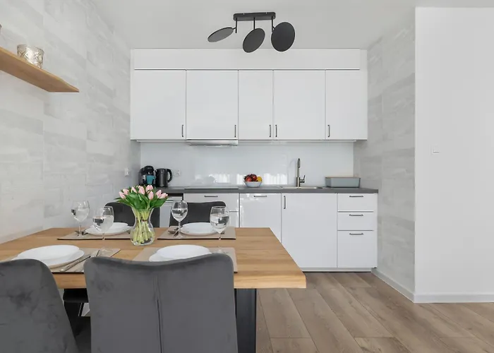 Διαμέρισμα Wellness & Riverfront With Parking By Renters