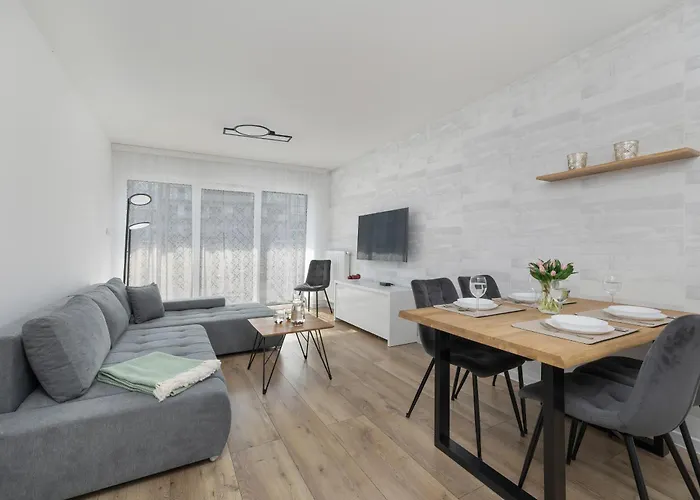 Διαμέρισμα Wellness & Riverfront With Parking By Renters Dziwnów