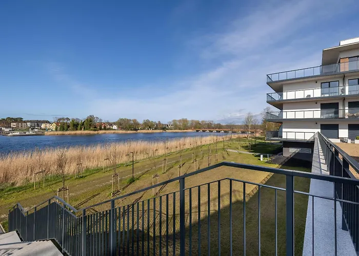 Διαμέρισμα Wellness & Riverfront With Parking By Renters Dziwnów